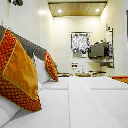 Hotel Surya Ludhiana Eksteriør bilde