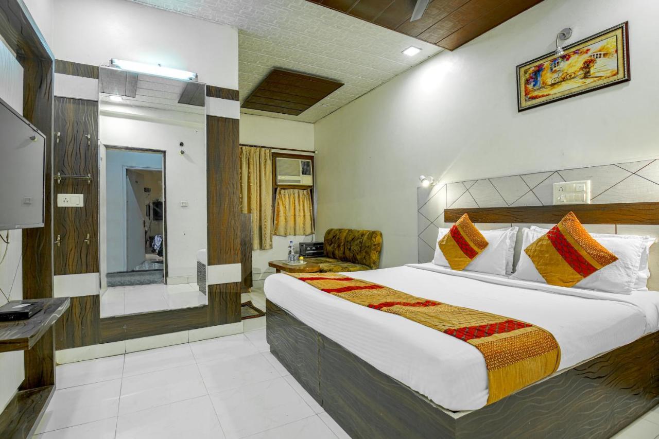 Hotel Surya Ludhiana Eksteriør bilde